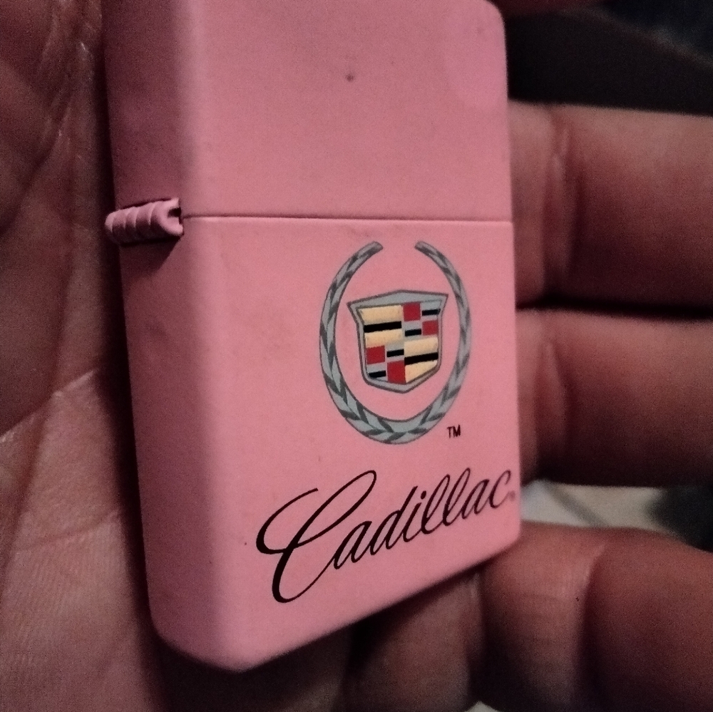 Pink Lighter - Picture 9 of 13